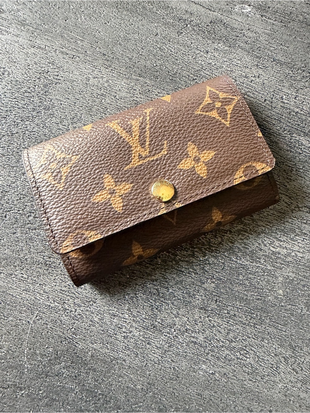 Louis Vuitton Brown Monogram Canvas Key Holder